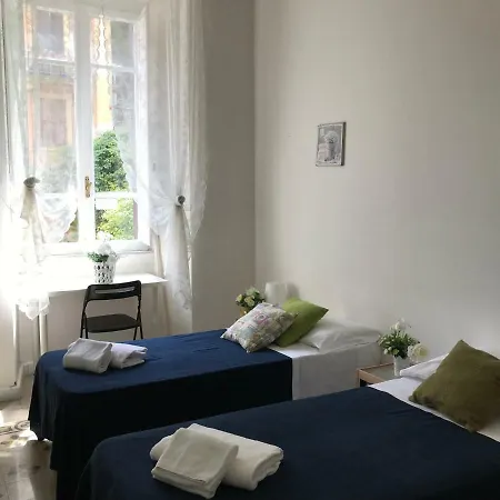 Aparthotel Boarding House International