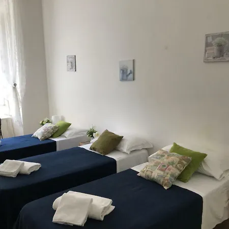 Aparthotel Boarding House International