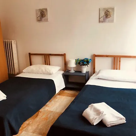 Aparthotel Boarding House International